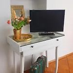 דירה 2 Domizil Am Suedhang Mit Terrasse Und Pool