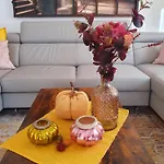 2 Domizil Am Suedhang Mit Terrasse Und Pool דירה