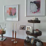 2 Domizil Am Suedhang Mit Terrasse Und Pool דירה *